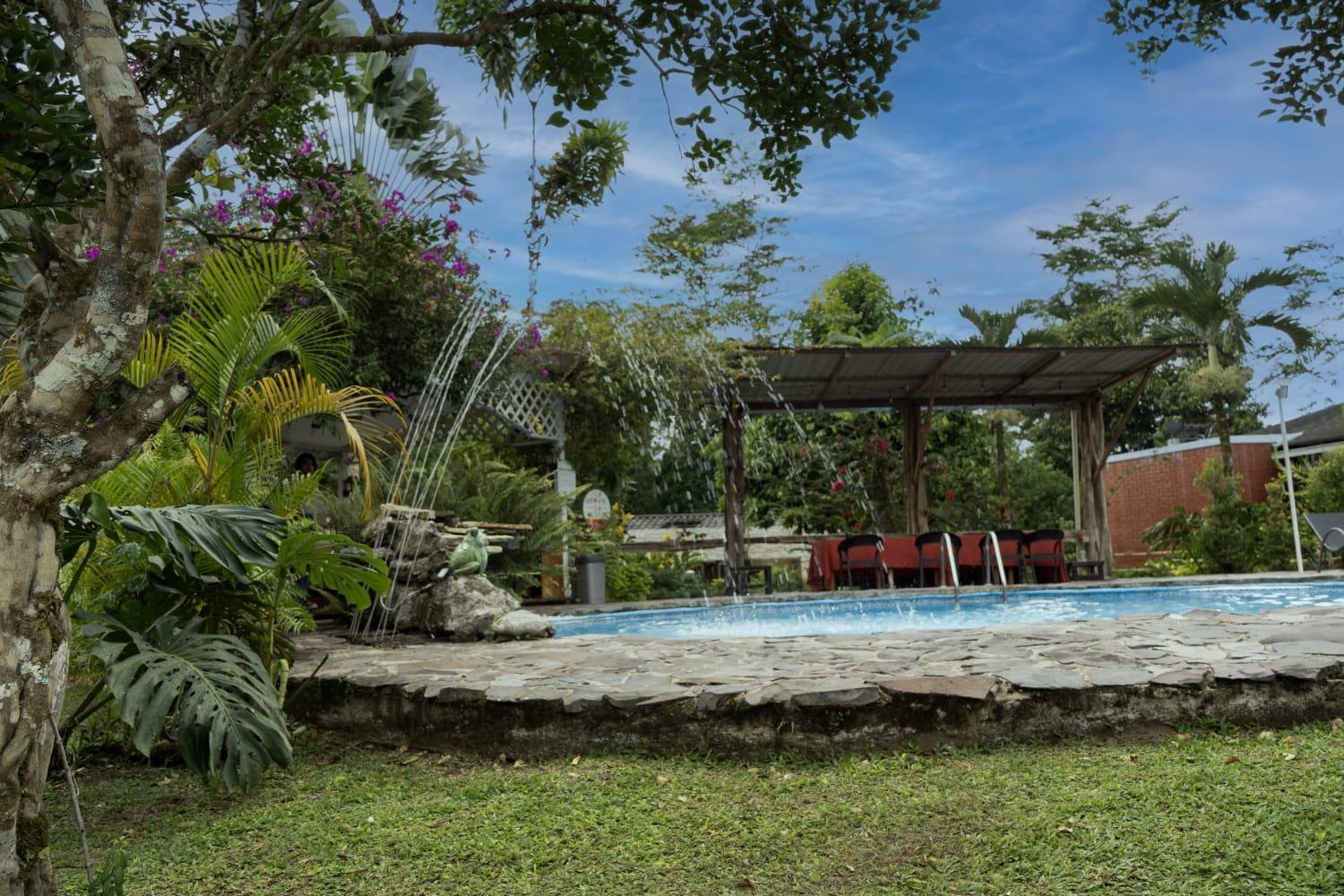 Terra Luna Lodge Tena Bagian luar foto