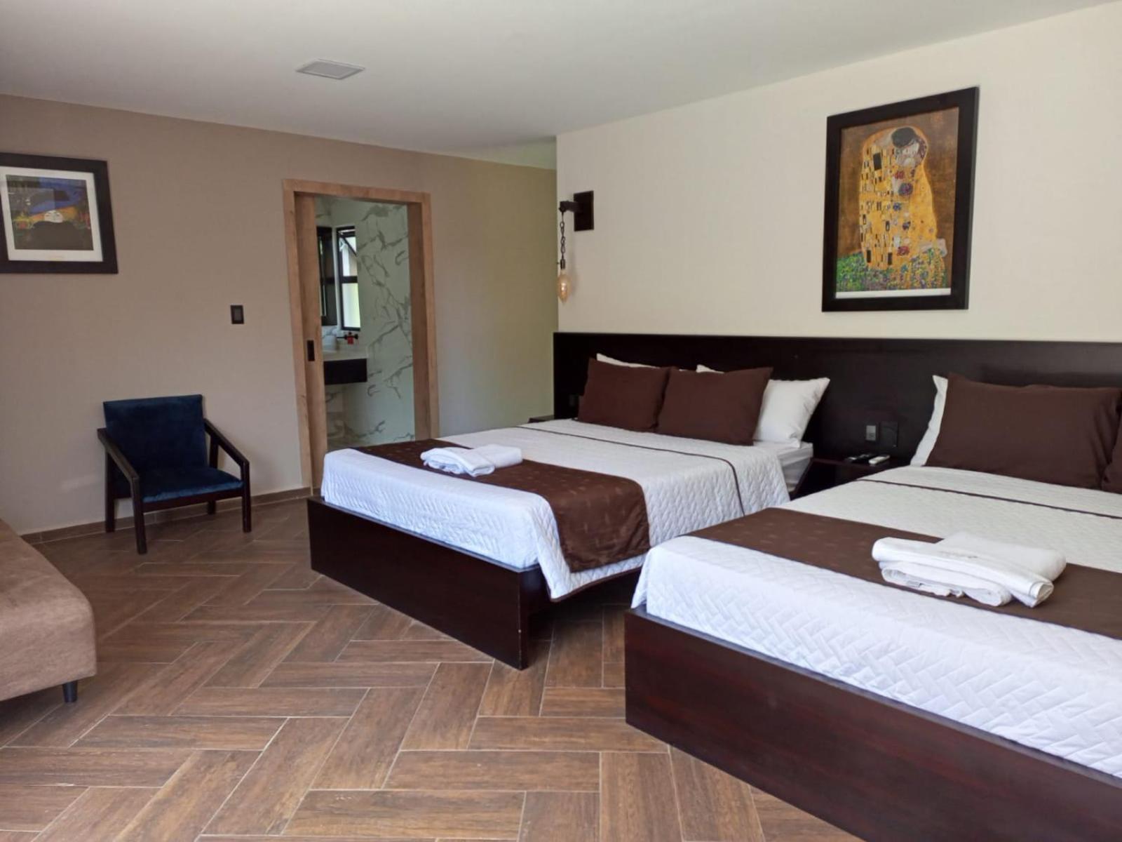 Terra Luna Lodge Tena Bagian luar foto