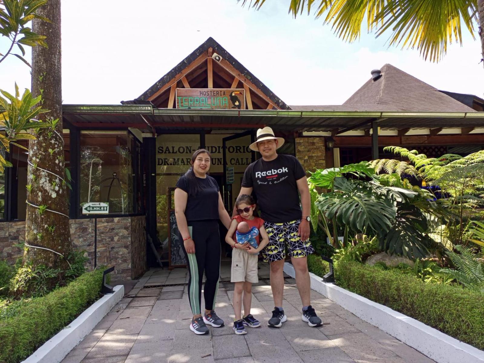 Terra Luna Lodge Tena Bagian luar foto