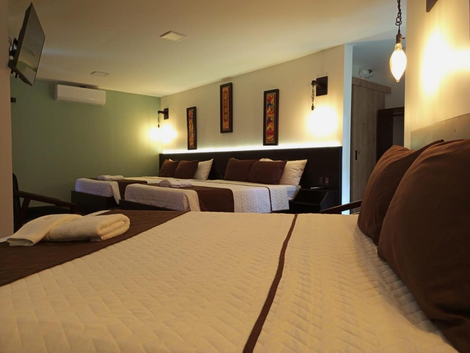 Terra Luna Lodge Tena Bagian luar foto