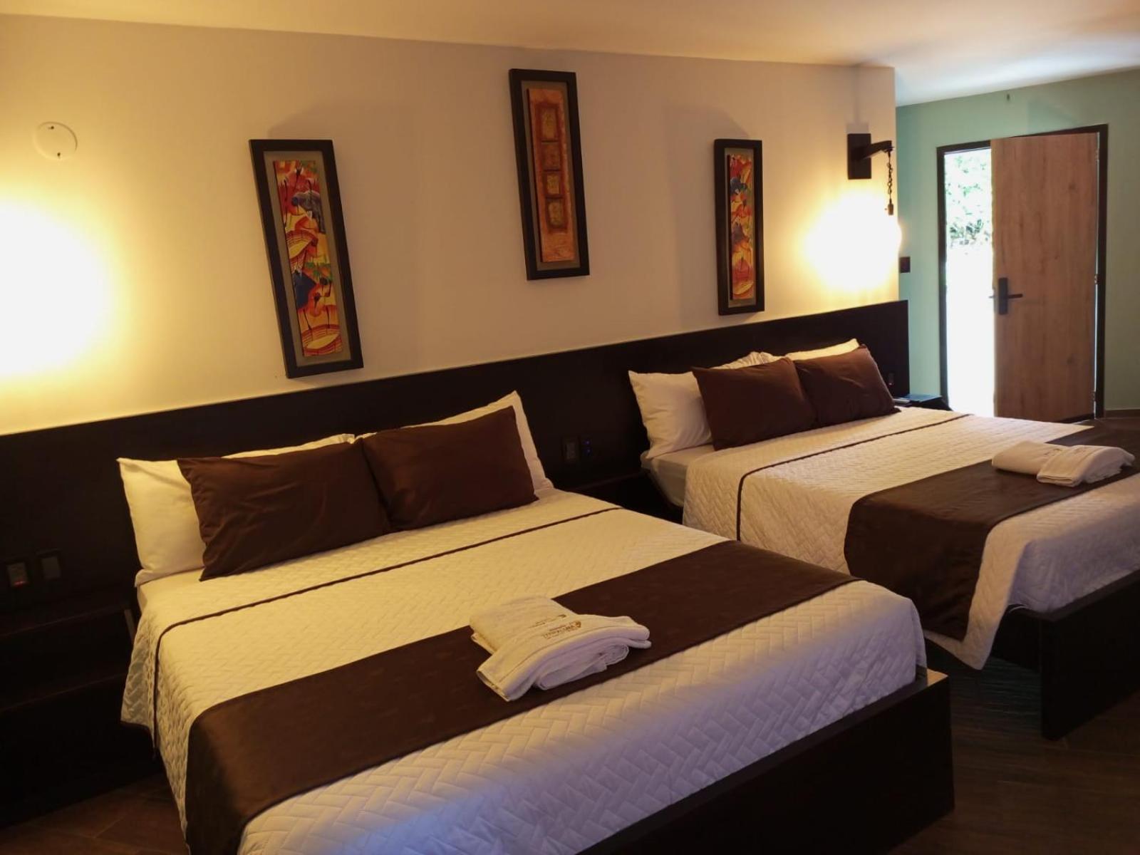 Terra Luna Lodge Tena Bagian luar foto