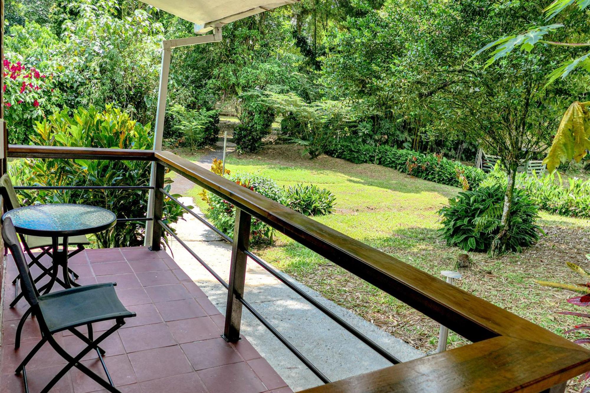 Terra Luna Lodge Tena Bagian luar foto